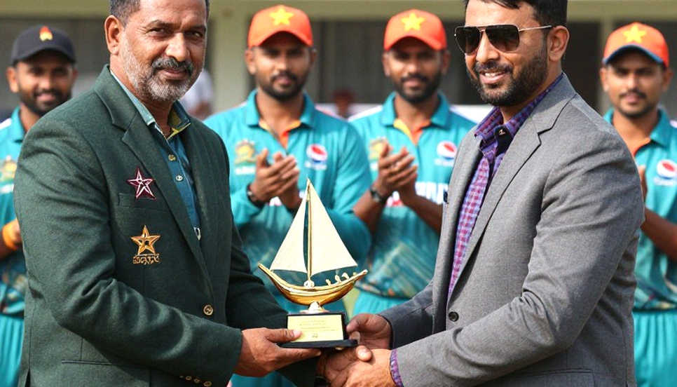 যে ইনিংসটা দ্বিতীয়বার শুরু হয়নি: রঞ্জি রাউন্ডে মুম্বইয়ের বোনাস পয়েন্ট ও জালাজের পাঁচ উইকেট যে ইনিংসটা দ্বিতীয়বার শুরু হয়নি: রঞ্জি রাউন্ডে মুম্বইয়ের বোনাস পয়েন্ট ও জালাজের পাঁচ উইকেট