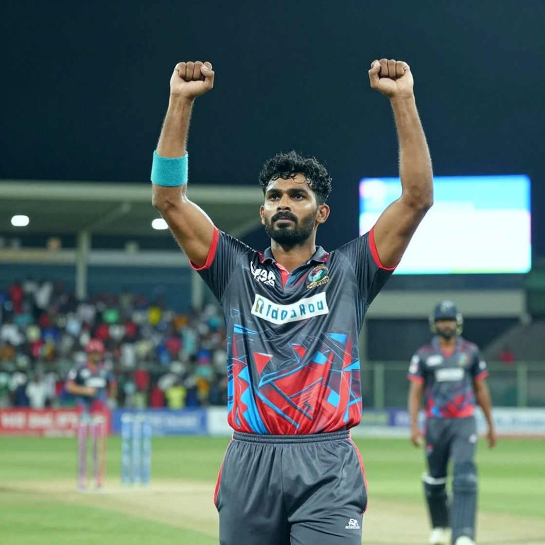 স্যান্টনারের 'অ্যাডাপ্টেবিলিটি' আসলে কী বলছে: চার মাঠের জ্যামিতি আর নিউজিল্যান্ডের নীরব স্বীকারোক্তি