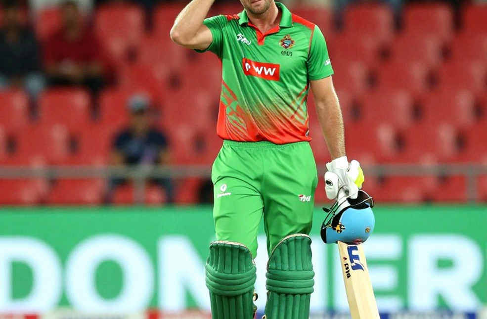রাওয়ালপিন্ডির ৮৭ রান: যে জয়টা পাকিস্তানের ব্যাটে নয়, ইংল্যান্ডের ব্যাটিংয়ের দলিলে লেখা