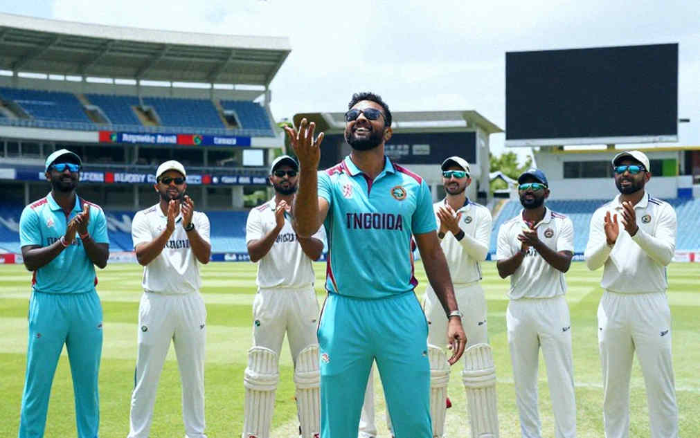 Mandhana's Captaincy: Big Claims from Small Samples and India Women's Leadership Pipeline Mandhana's Captaincy: Big Claims from Small Samples and India Women's Leadership Pipeline