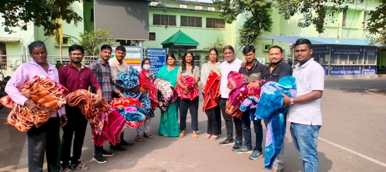 *କର୍କଟ ରୋଗୀଙ୍କୁ କମ୍ବଳ ବଣ୍ଟନ*