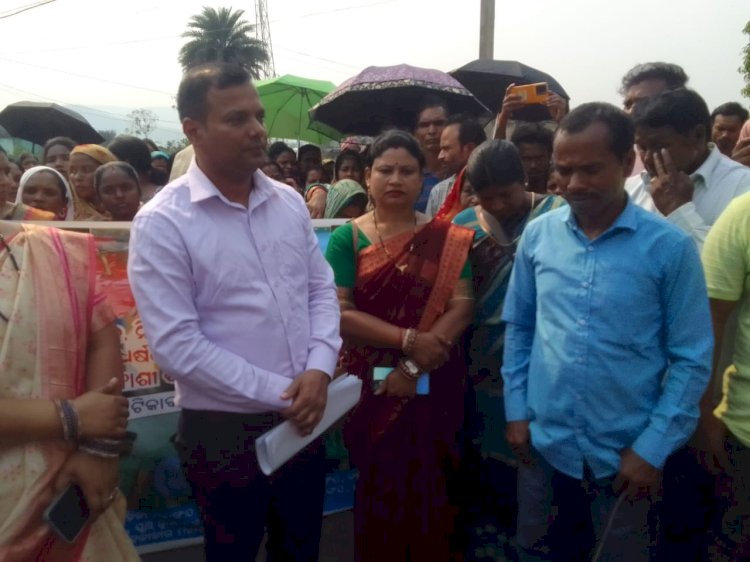 ଟିକାବାଲି ରେ ବହୁ ଚର୍ଚ୍ଚିତ ରିନୁ ମହାପାତ୍ର ଓ ପବିତ୍ର ପ୍ରଧାନ ହତ୍ୟା କାରୀଙ୍କୁ ଫାଶୀ ଓ ଗିରଫ ଦାବିରେ ବିଶାଳ ଗଣ ବିକ୍ଷୋଭ