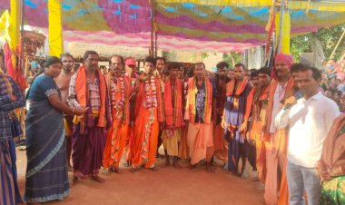 ମେରୁ ଉତ୍ସବରେ କୋଚିଲାଗଡ଼ ଦଣ୍ଡନୃତ୍ୟକୁ କଳାକାର ମହାସଂଘ ତରଫରୁ ସ୍ୱାଗତ ସମ୍ବର୍ଦ୍ଧନା